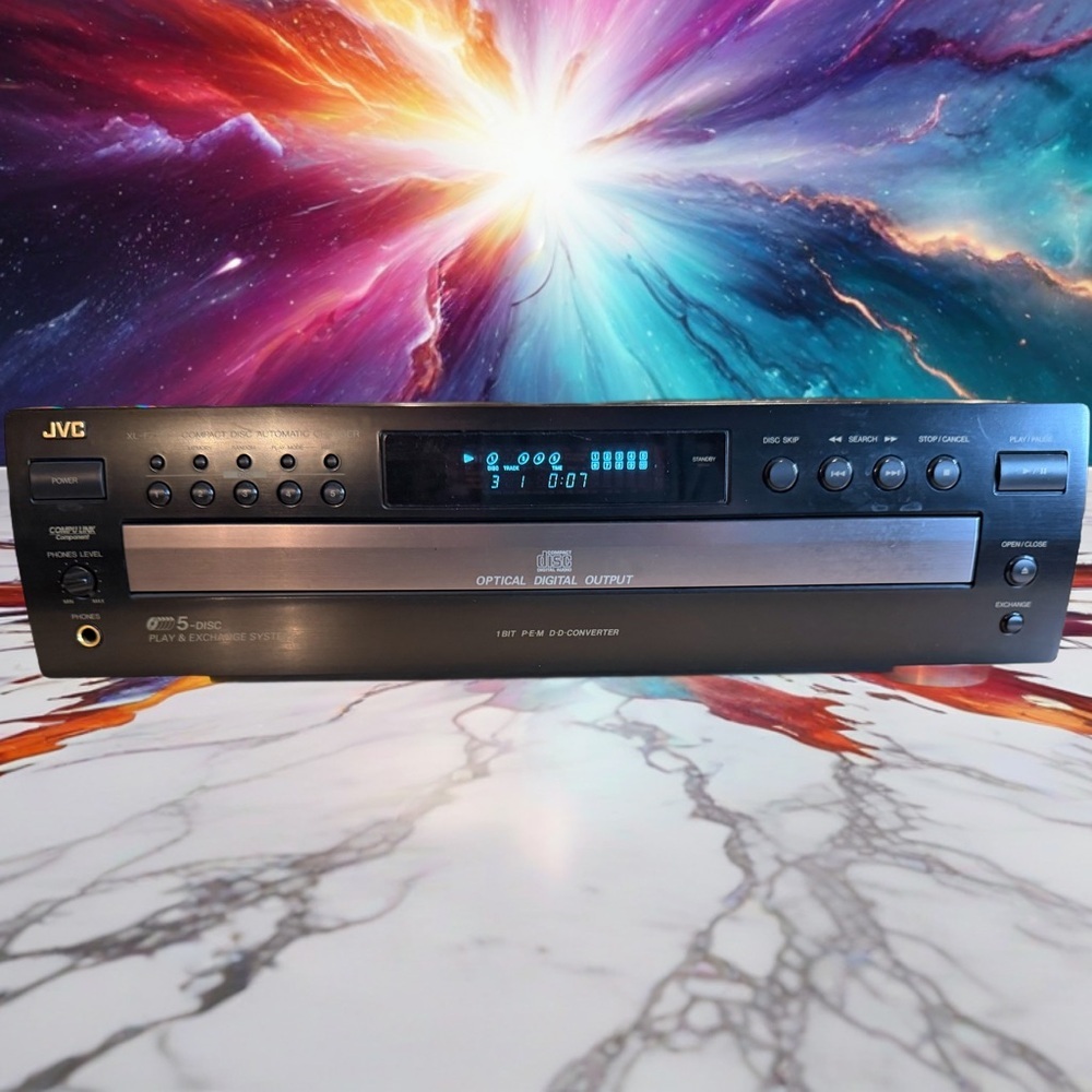 JVC XL-FZ158BK 5-Disc CD Changer/ Player Tested and Working No Remote